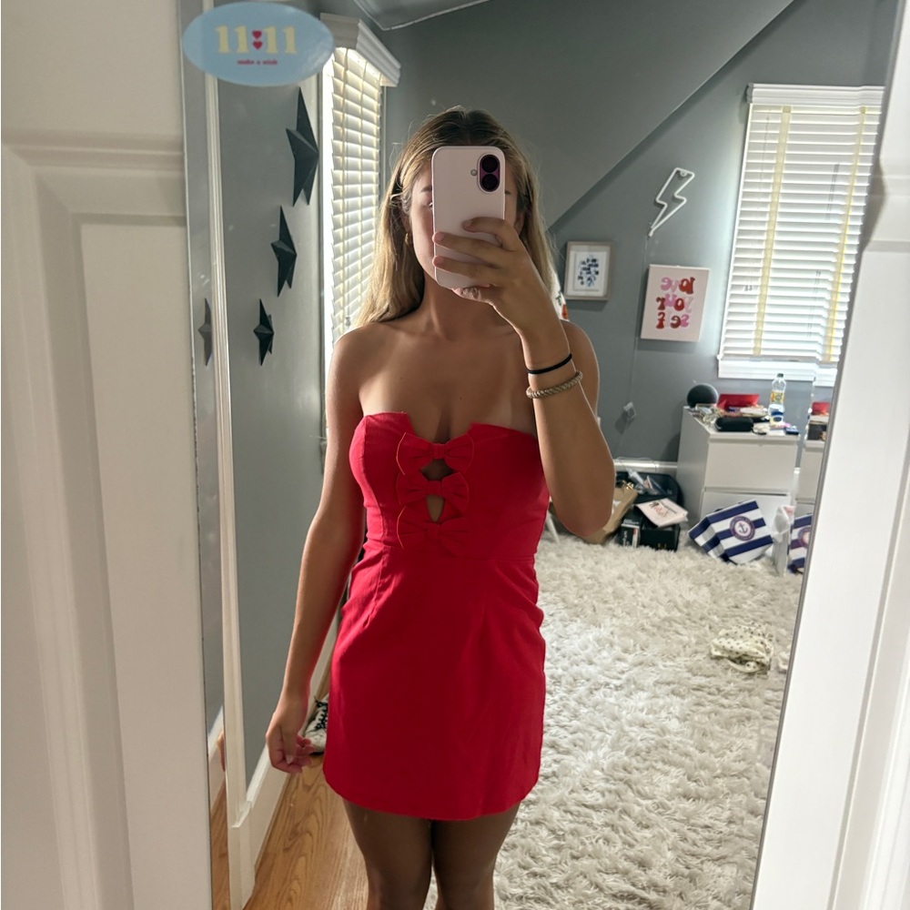 Elegant Red Strapless Dress
